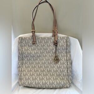 Michael Kors Jet Set North South Tote in Signature Vanilla PVC